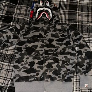 Dark gray dape hoodie 
Small